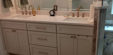 Custom double vanity cabinets